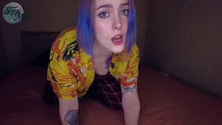 Stacy Měsíc spanks její velký bílý zadek, dokud si nemůžete vzít nic víc