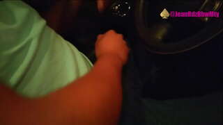 Шофьор на глобално трахается с мен, с участието на цици в града