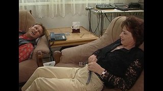 JuliaReavesProductions - Лудер Hausfrauen - мастурбация 4 сценыште срака, тулык калтам ебаный