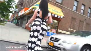 Creeping کے پیچھے اس پورٹو Rican ماں بڑی میگا مال