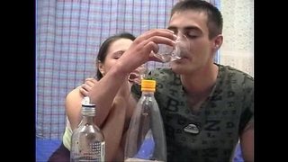 روسی نوجوانوں کے sofasex