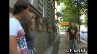 ���્રાહ્મણને બેસે છે અને stares