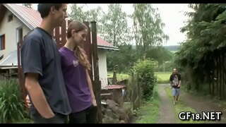 Á�のbabeが足を広