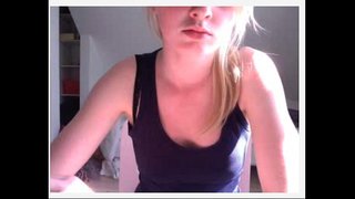 Warm blonde wys tiete op cam