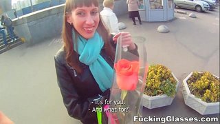 Maleït Ulleres - el Nostre home tenia una altra data prevista per a avui