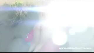 Yonib-o'chib, ba'zi voyeurs oldida Anal va cumshots