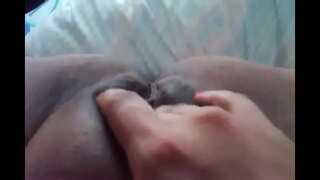 ���्या दैवी moans दक्षिण कॅलिफोर्निया मध्ये एक नृत्य बंद वर माझे नाव आहे.