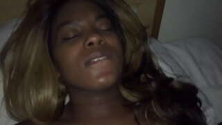 клони котенце пукнула