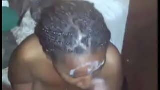 Aku να πάρει κεφάλι από τους γείτονες