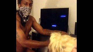 Бели снег Зека курва за Би-би-си