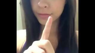 Zbrusu nový Fox predvádzal svoje Prsia | novinhassapecas.com