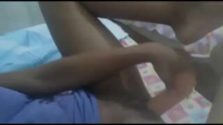 Яна адкрываецца і пранізвае ўсе