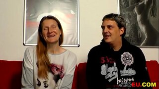 Pequeno titted alemán avoa queda fodido duro