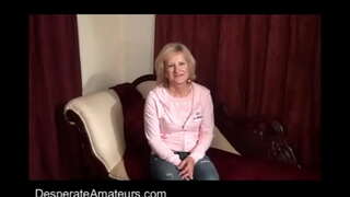 Ellie کی گرم ، شہوت انگیز ماں