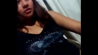 Julie Med hendes Kæreste Exitar