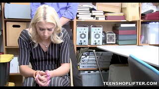 TeenShoplifter.com - ಹದಿಹರೆಯದ ಸುಂದರಿ Shoplifter ಚಿಕ್ಕ ತೊಟ್ಟಿನ ಚಂದ್ರಿಕಾ ಮಾಡುತ್ತದೆ ಫಕ್ ಎದುರಿಸಲು ನಷ್ಟ ತಡೆ ಅಧಿಕಾರಿ