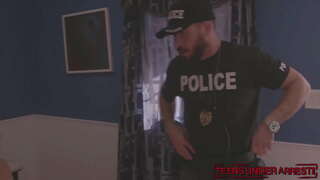 ���ോലീസ് ഉദ്യോഗസ്ഥരുടെ fuck ശുഭ്രവസ്ത്രം യുവ പിള്ള