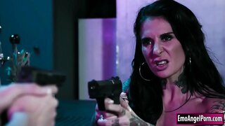 Blonde fbi ወኪል ይታያል ወደ ክፉ አርትዕ ቡና ቤት ባለቤት.አቶ ግምገማ እርሷ እንደ ሽፋን ጋር የሚሰጡዋቸውን ቅድሚያ እሷ ጥቅም ላይ ለእርሱ.ሰዎች አንድ ነው ማለት ነው አሁን በእርሱ ላይ የእሷ.እሷ ግምገማዎች ከእርሱ በፊት በሌይኑ cock